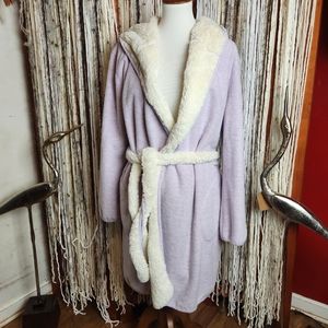UGG Portola reversible Robe size Large lavender / purple